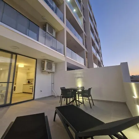 Gozo Dive Aparthotel Xlendi