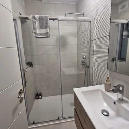 Gozo Dive Aparthotel Xlendi